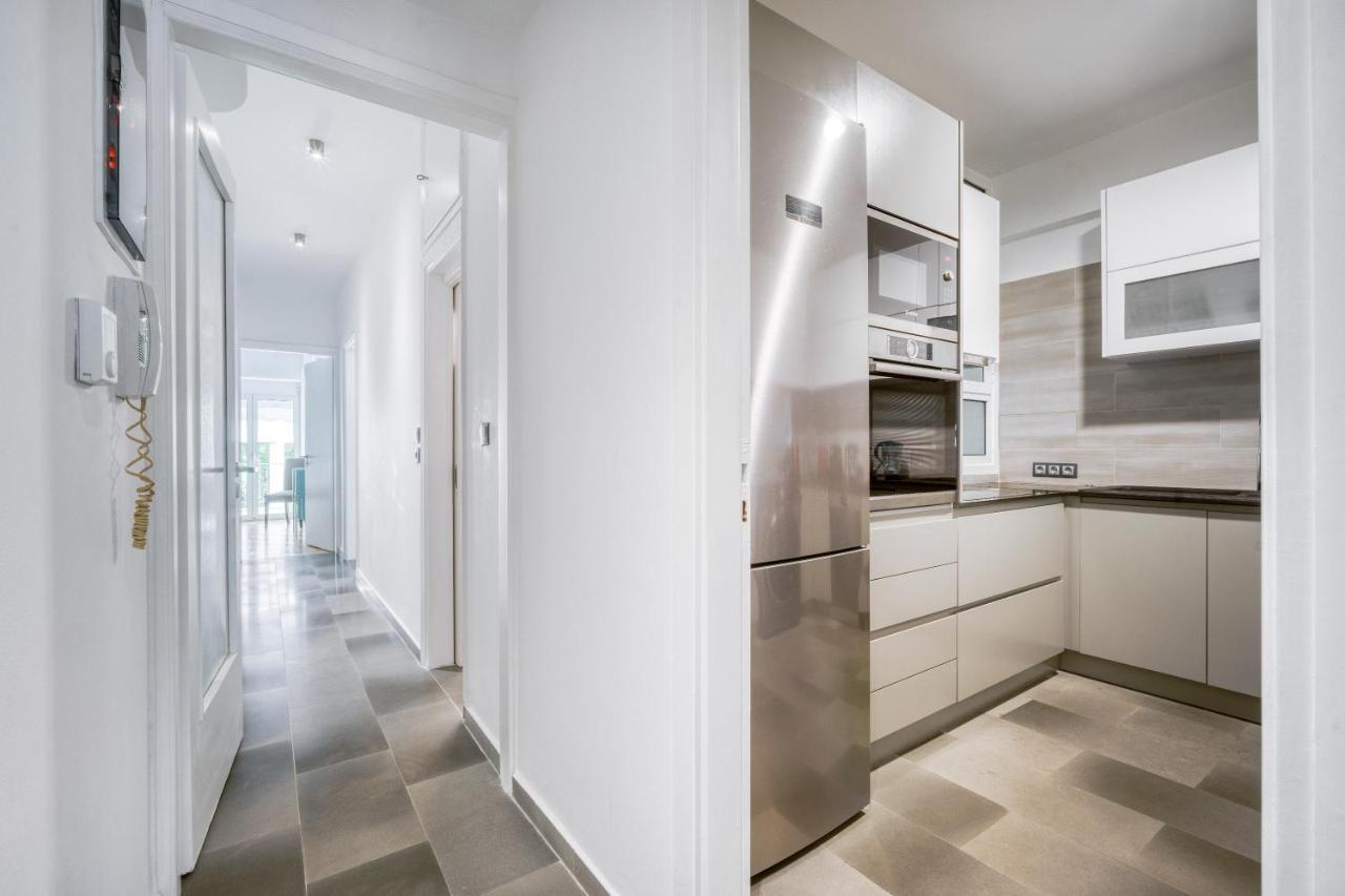 Bright Spacious Luxury Apartment In Prime Central Athen Eksteriør billede