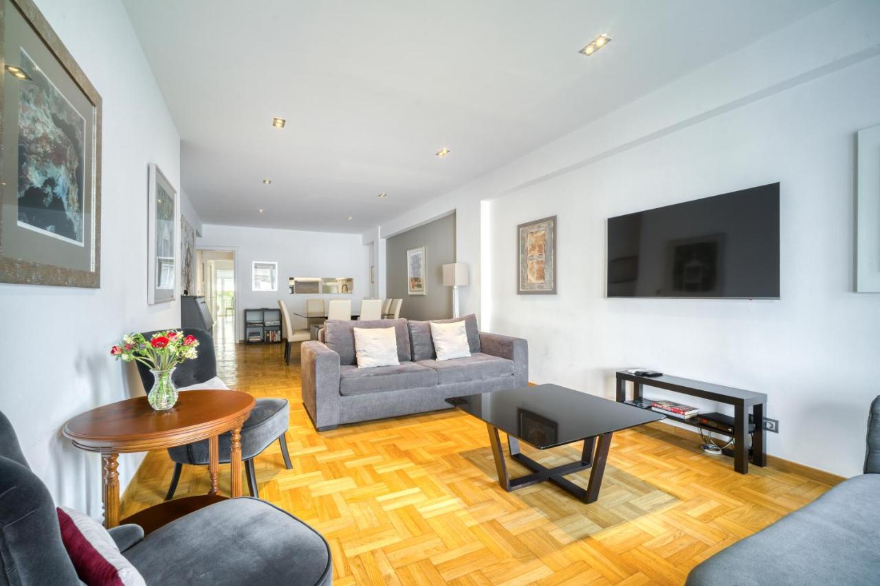 Bright Spacious Luxury Apartment In Prime Central Athen Eksteriør billede