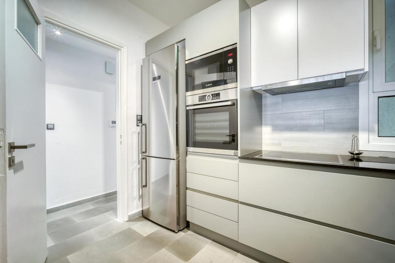 Bright Spacious Luxury Apartment In Prime Central Athen Eksteriør billede
