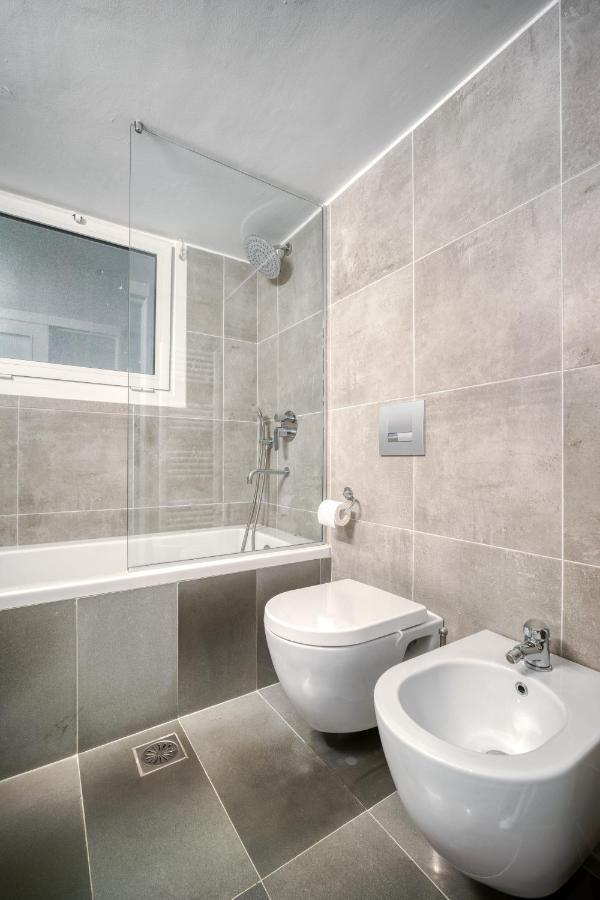 Bright Spacious Luxury Apartment In Prime Central Athen Eksteriør billede